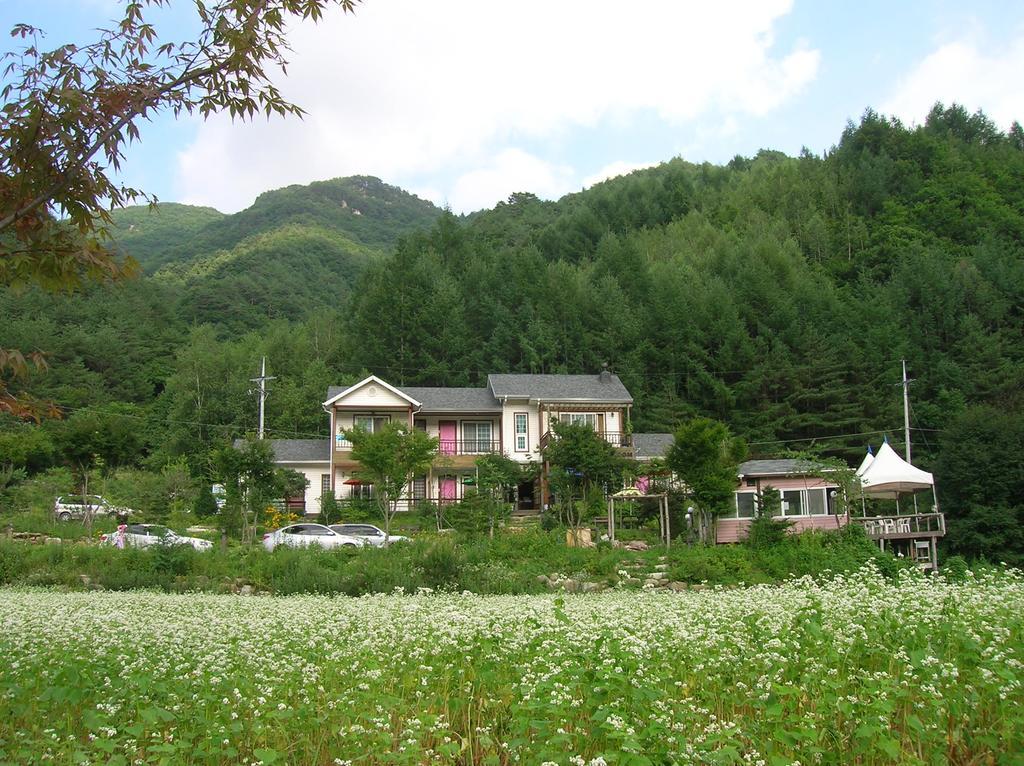 Geum Dang Lodge Янпхён Экстерьер фото